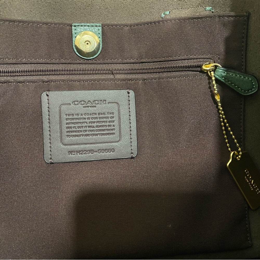 COACH || Tote Bag & Wristlet - Picture 3 of 5
